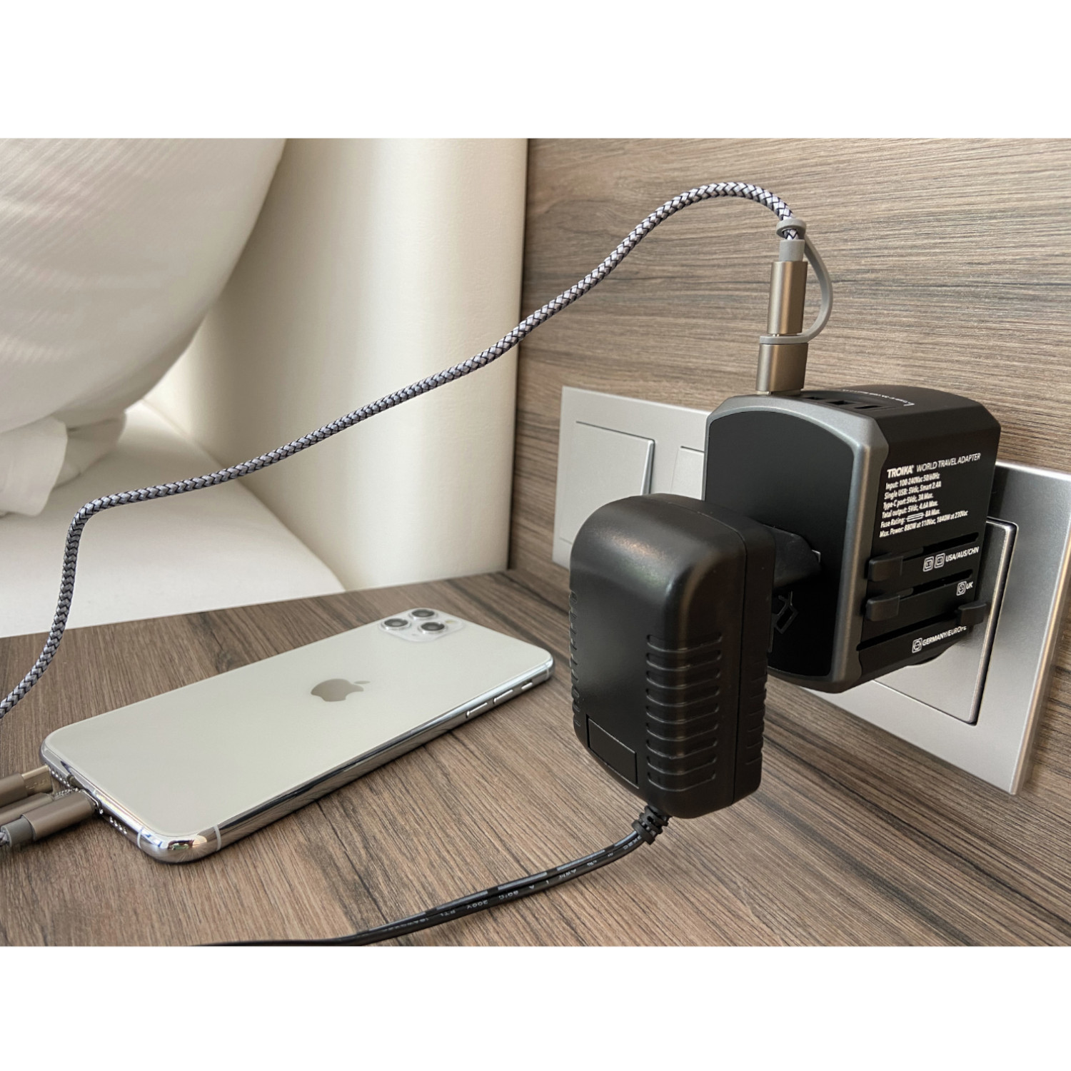 Troika Reiseadapter