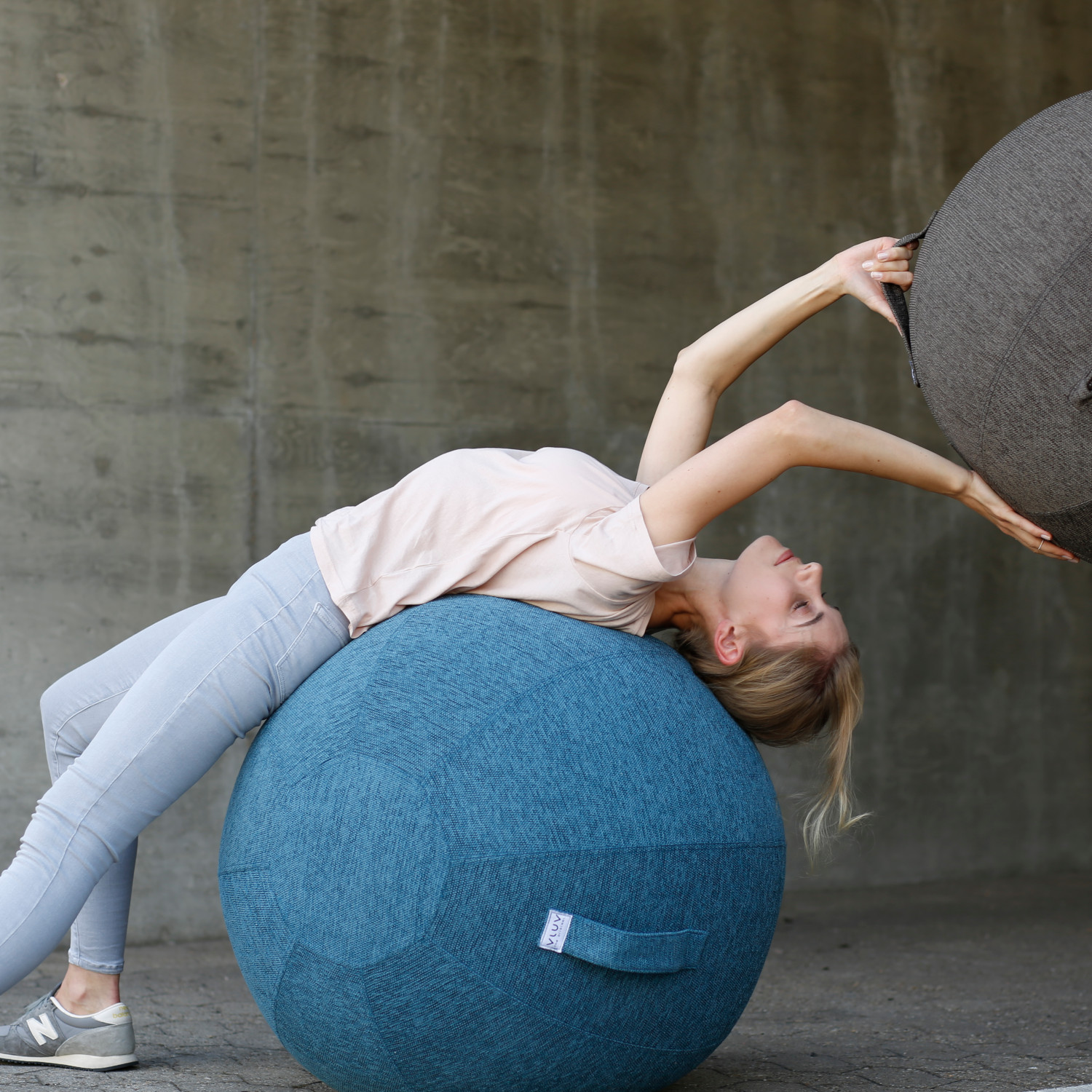 VLUV BOL STOV Stoff-Sitzball - Petrol