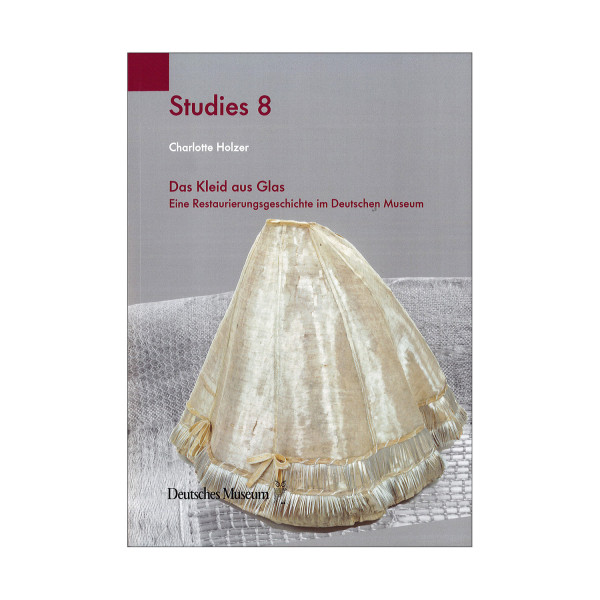 Studies 8: Das Kleid aus Glas